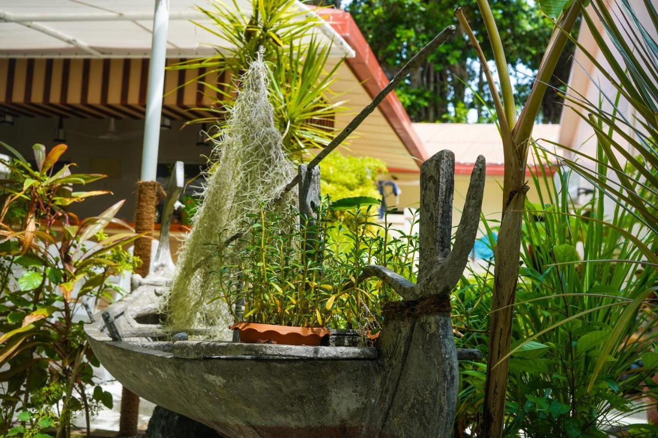 Banyan Villa Maldives Дангети Экстерьер фото